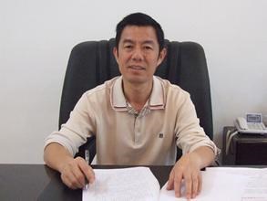 市衛(wèi)計(jì)委主任洪振海做客常德政府網(wǎng)站
