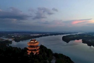登頂桃源山