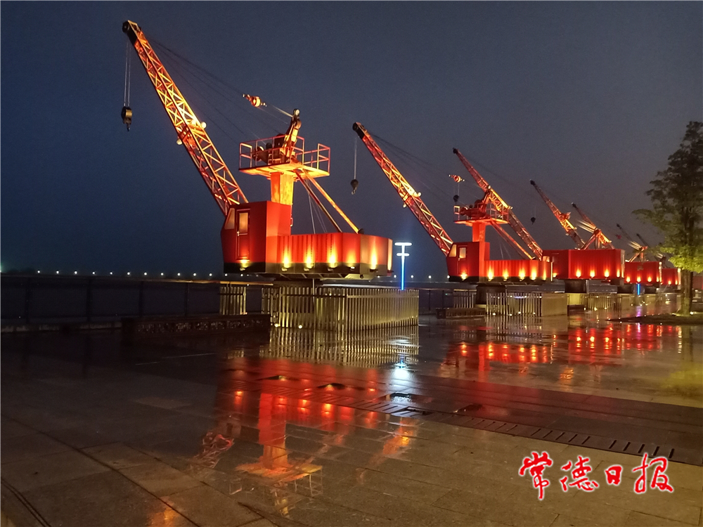 簡克鋼-老碼頭風(fēng)光帶雨后夜色-5-2.jpg