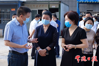 市人大常委會(huì)開展醫(yī)養(yǎng)結(jié)合養(yǎng)老服務(wù)視察 我市目前已形成四大醫(yī)養(yǎng)結(jié)合模式