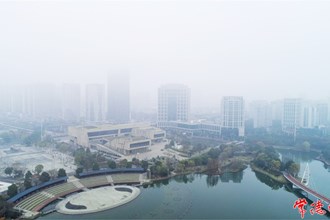 【攝影報道】大霧籠罩常德 桃花源里的城市仿佛多了些“仙氣”