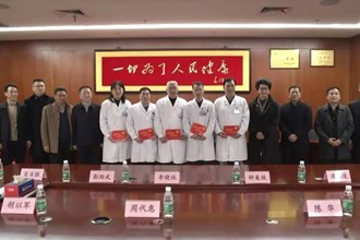 市領(lǐng)導(dǎo)慰問(wèn)市直部分醫(yī)療機(jī)構(gòu)一線(xiàn)醫(yī)療專(zhuān)家