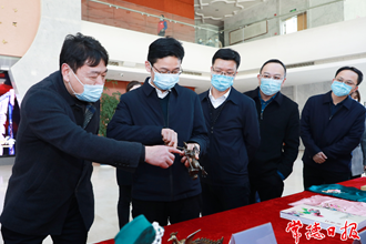 曹志強(qiáng)調(diào)研宣傳思想文化工作時(shí)強(qiáng)調(diào)：傳播好聲音 凝聚正能量 為推動(dòng)常德高質(zhì)量發(fā)展提供思想保證和精神動(dòng)力