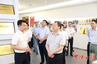 周振宇前往企業(yè)開展“送政策、解難題、優(yōu)服務(wù)”調(diào)研走訪活動：真心實意幫助企業(yè)紓困解難 促進市場主體發(fā)展