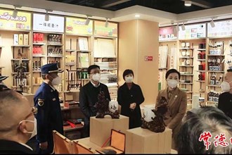 市領導開展春節(jié)前文化市場綜合檢查強調 確保全市春節(jié)期間文化市場安全穩(wěn)定