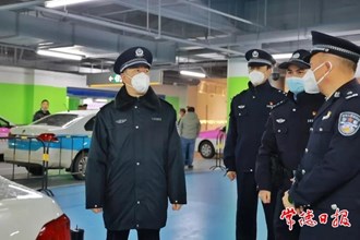 市領(lǐng)導(dǎo)深入武陵區(qū)督導(dǎo)春節(jié)前安保工作時(shí)指出 始終繃緊安全之弦 確保社會(huì)大局平安穩(wěn)定