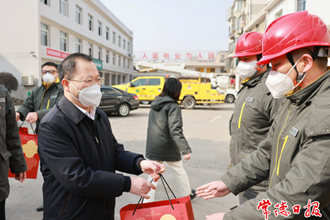 周振宇看望一線值班人員督導各項重點工作 統(tǒng)籌做好各項工作 確保群眾生活安寧祥和