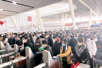 【社會(huì)】常德火車(chē)站迎來(lái)春運(yùn)返程高峰