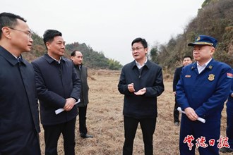 曹志強(qiáng)前往桃源縣督導(dǎo)森林防滅火工作強(qiáng)調(diào) 抓實(shí)抓細(xì)森林防滅火工作 堅(jiān)決筑牢嚴(yán)密安全防線