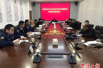 市領(lǐng)導(dǎo)調(diào)研住宅小區(qū)充電安全管理規(guī)定實施情況