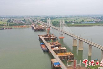 益常高速擴(kuò)容工程沅水特大橋樁基全部完成