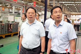 張劍飛來(lái)常德調(diào)研地方人大工作指出 要密切聯(lián)系群眾深入開(kāi)展調(diào)查研究