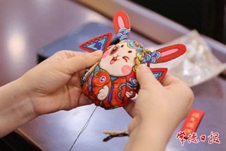 【我們的節(jié)日·端午】繡香囊、做艾條 丁玲紀(jì)念館端午節(jié)活動(dòng)儀式感滿滿