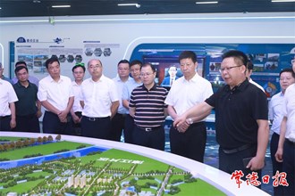張家界市政府考察團來常考察