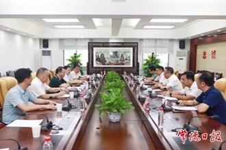 周振宇赴省直部門和重點企業(yè)對接工作