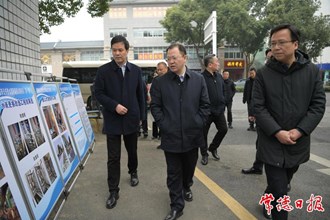 周振宇調(diào)研城建類(lèi)政府投資項(xiàng)目