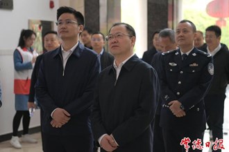 周振宇在全市禁毒工作暨創(chuàng)建全國(guó)禁毒示范城市工作會(huì)上強(qiáng)調(diào)：奮力奪取新時(shí)代禁毒人民戰(zhàn)爭(zhēng)新勝利