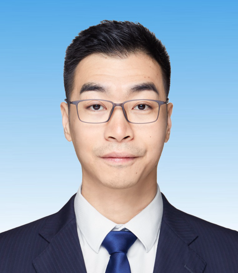 馬 駿