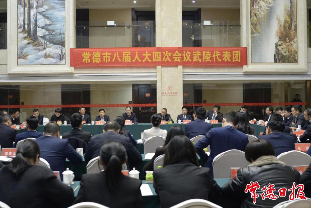 審議現(xiàn)場(chǎng)