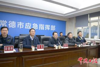 周振宇看望慰問春節(jié)期間堅(jiān)守崗位的一線工作人員