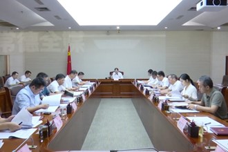 周振宇主持召開(kāi)常德市政府黨組會(huì)議暨市長(zhǎng)碰頭會(huì)
