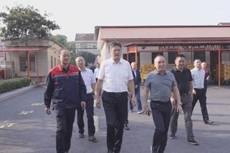 羅毅君開展群眾身邊不正之風(fēng)和腐敗問題集中整治工作調(diào)研