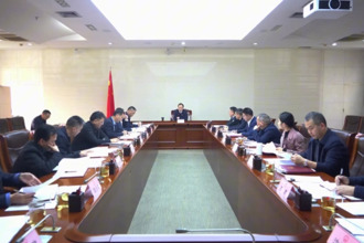 周振宇在市政府黨組會議暨市長碰頭會上強調(diào)： 抓好經(jīng)濟運行 守牢安全底線 堅定不移完成年度目標(biāo)任務(wù)