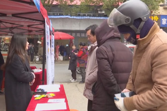 鼎城：趕集送崗 助農增收
